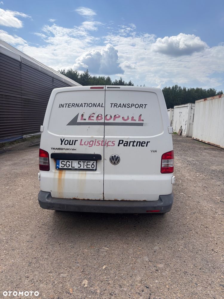 Volkswagen T5 - 5