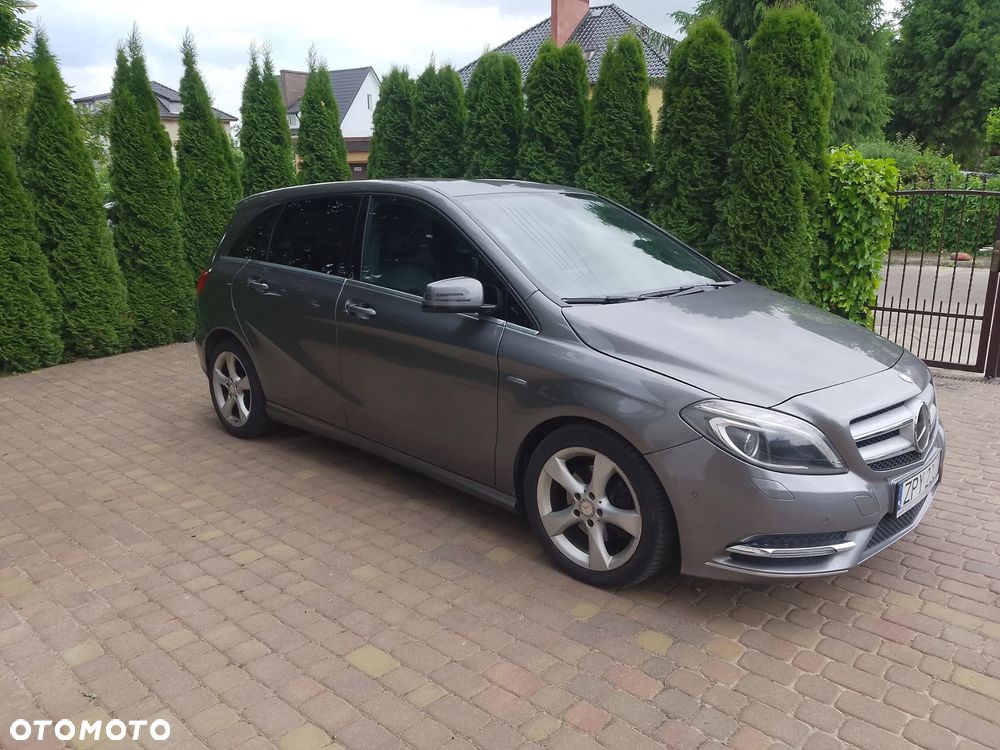 Mercedes-Benz Klasa B 180 CDI - 2