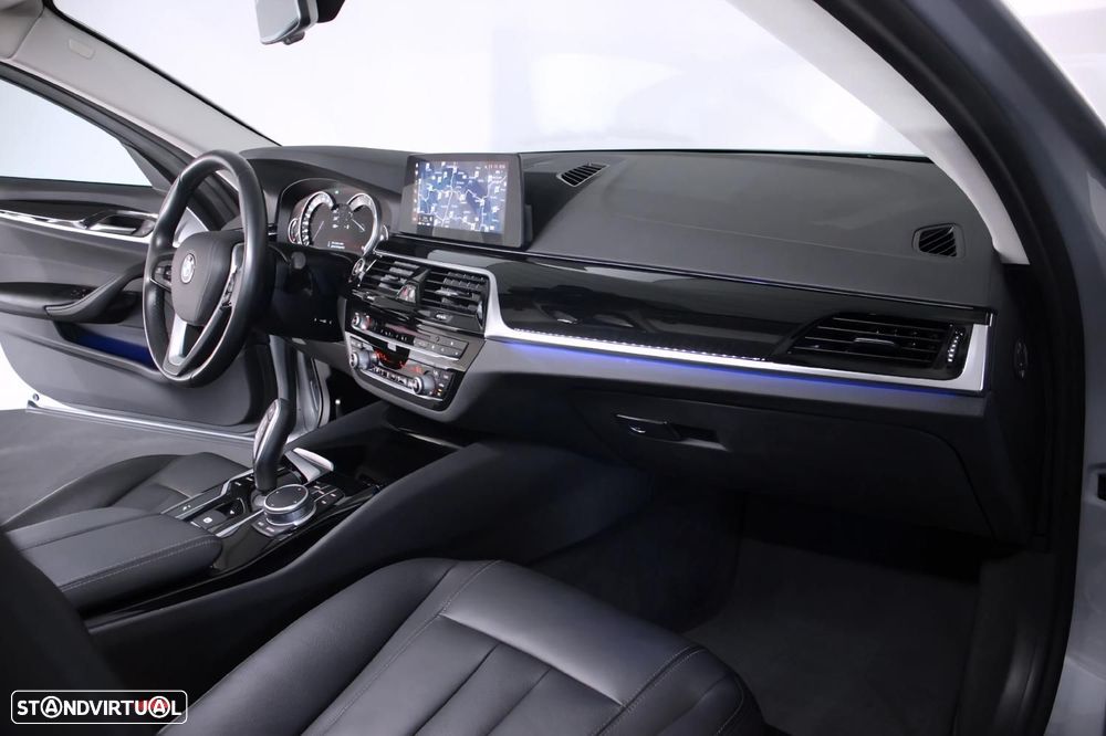 BMW 520 d Auto - 10