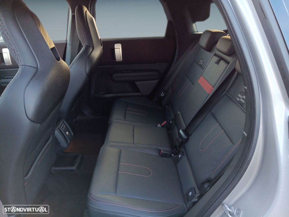 MINI Countryman John Cooper Works L - 15