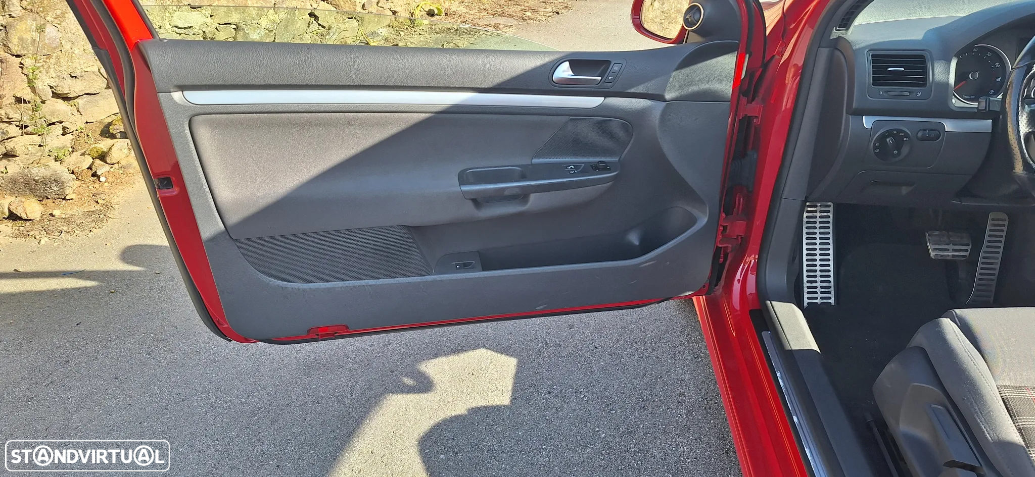 VW Golf 2.0 GTi DSG - 12