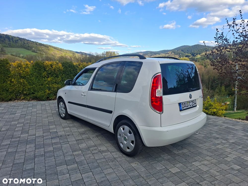 Skoda Roomster 1.4 16V Style PLUS EDITION - 8