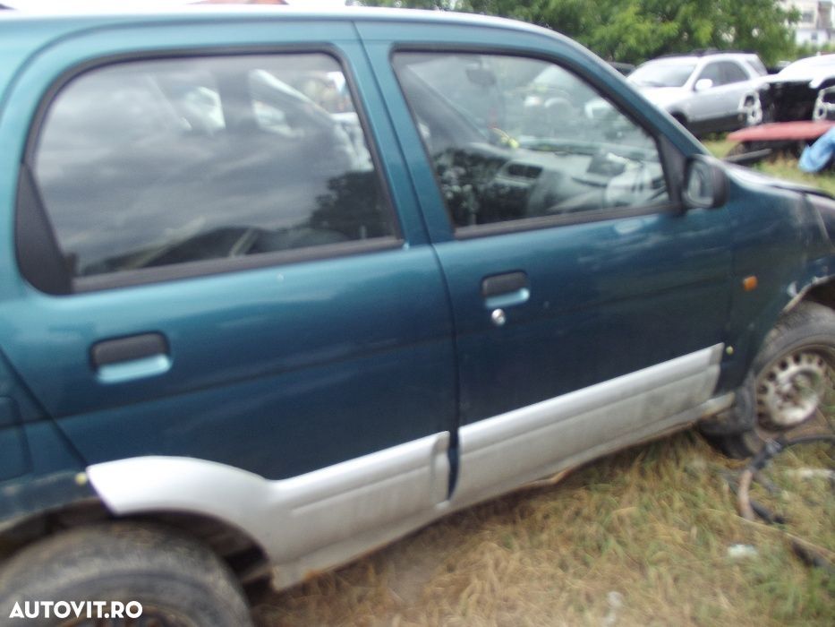 Usa Daihatsu Terios usi fata spate Terios Dezmembrez Terios 1.3 - 1