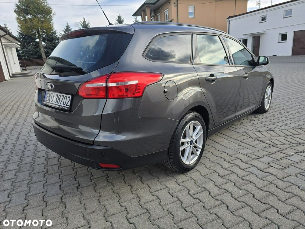 Ford Focus - 11