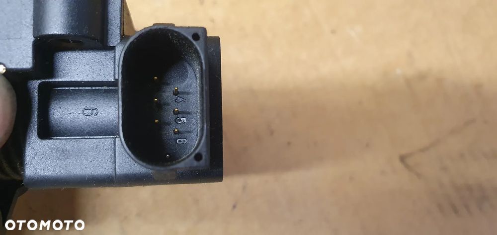 Potencjometr gazu Mercedes ML W164 3.5 V6 A0125423317 - 5