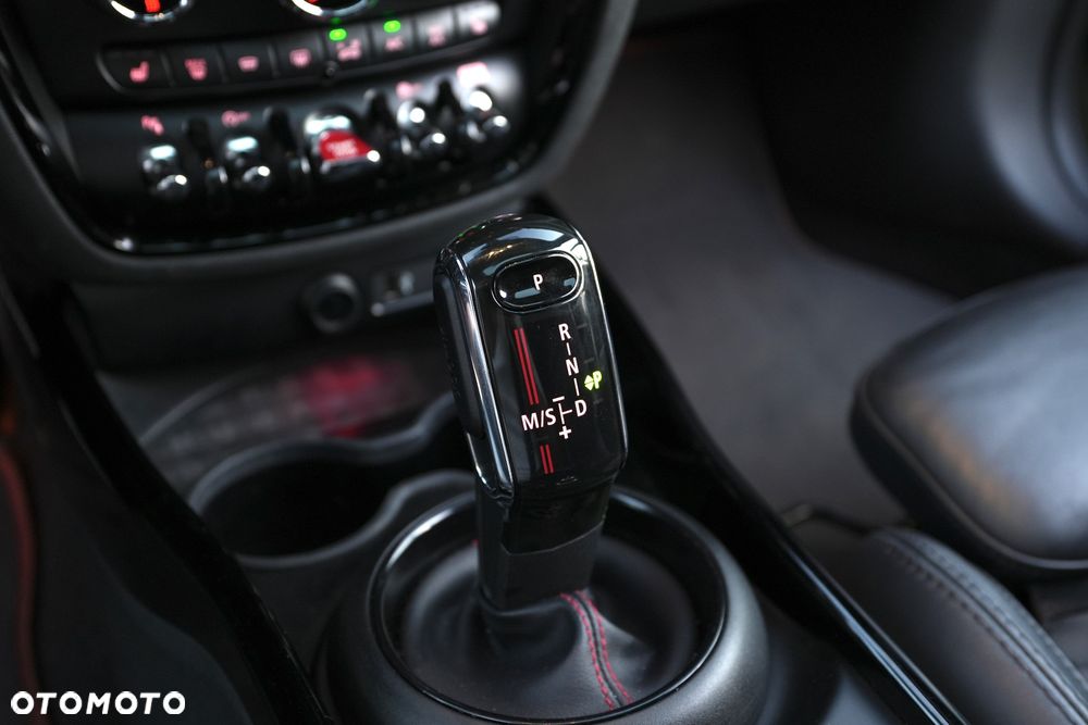 MINI John Cooper Works - 13