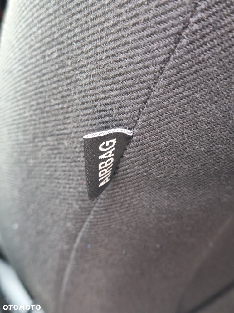 Ford Mondeo 2.0 TDCi Ambiente - 24