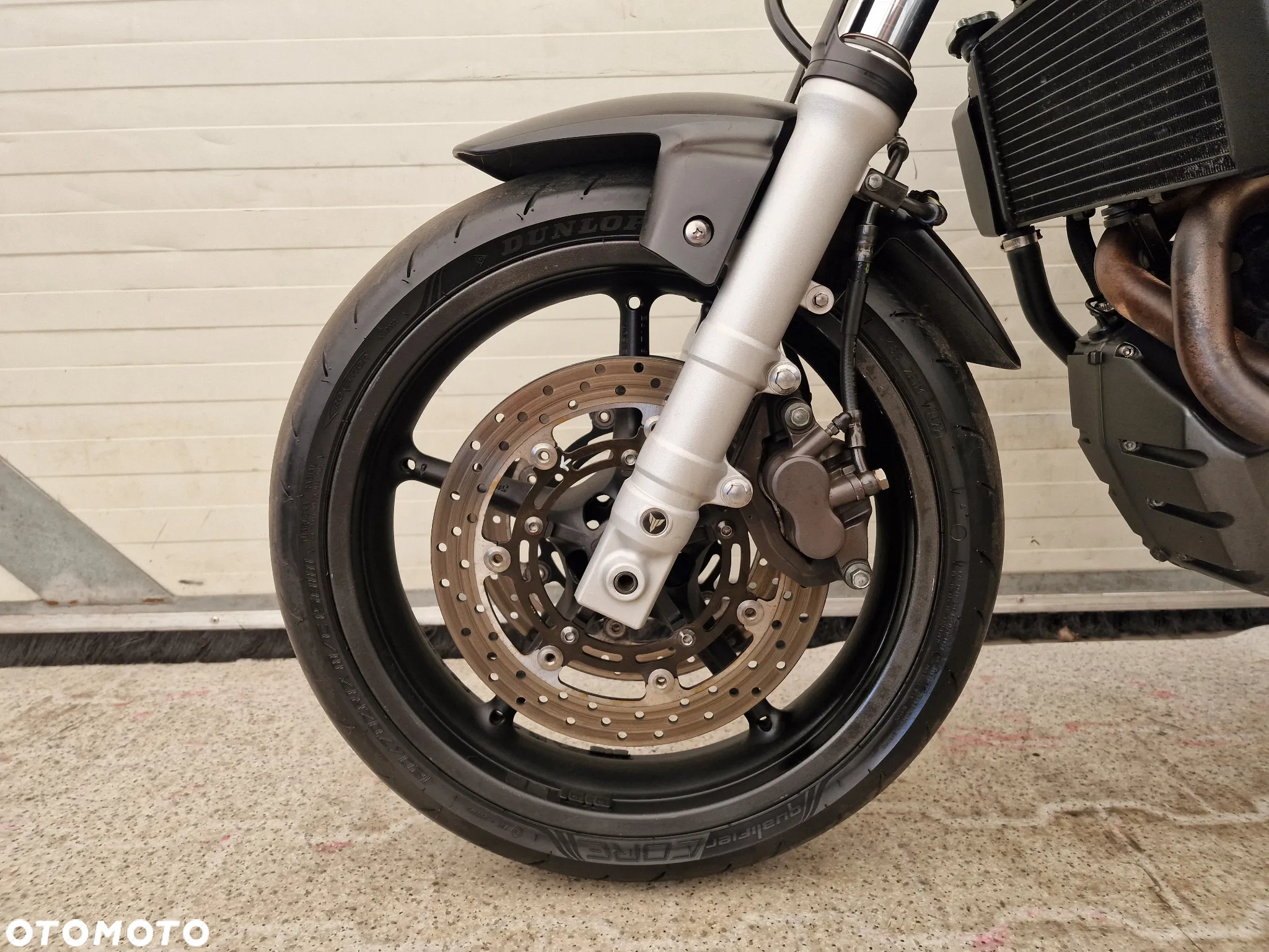 Yamaha MT - 12