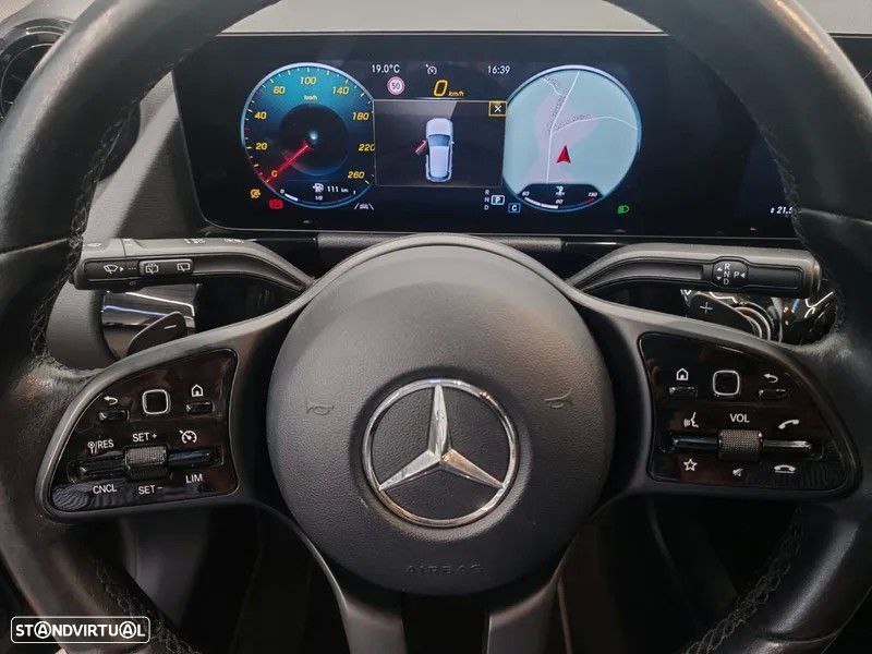 Mercedes-Benz GLA 180 d - 20