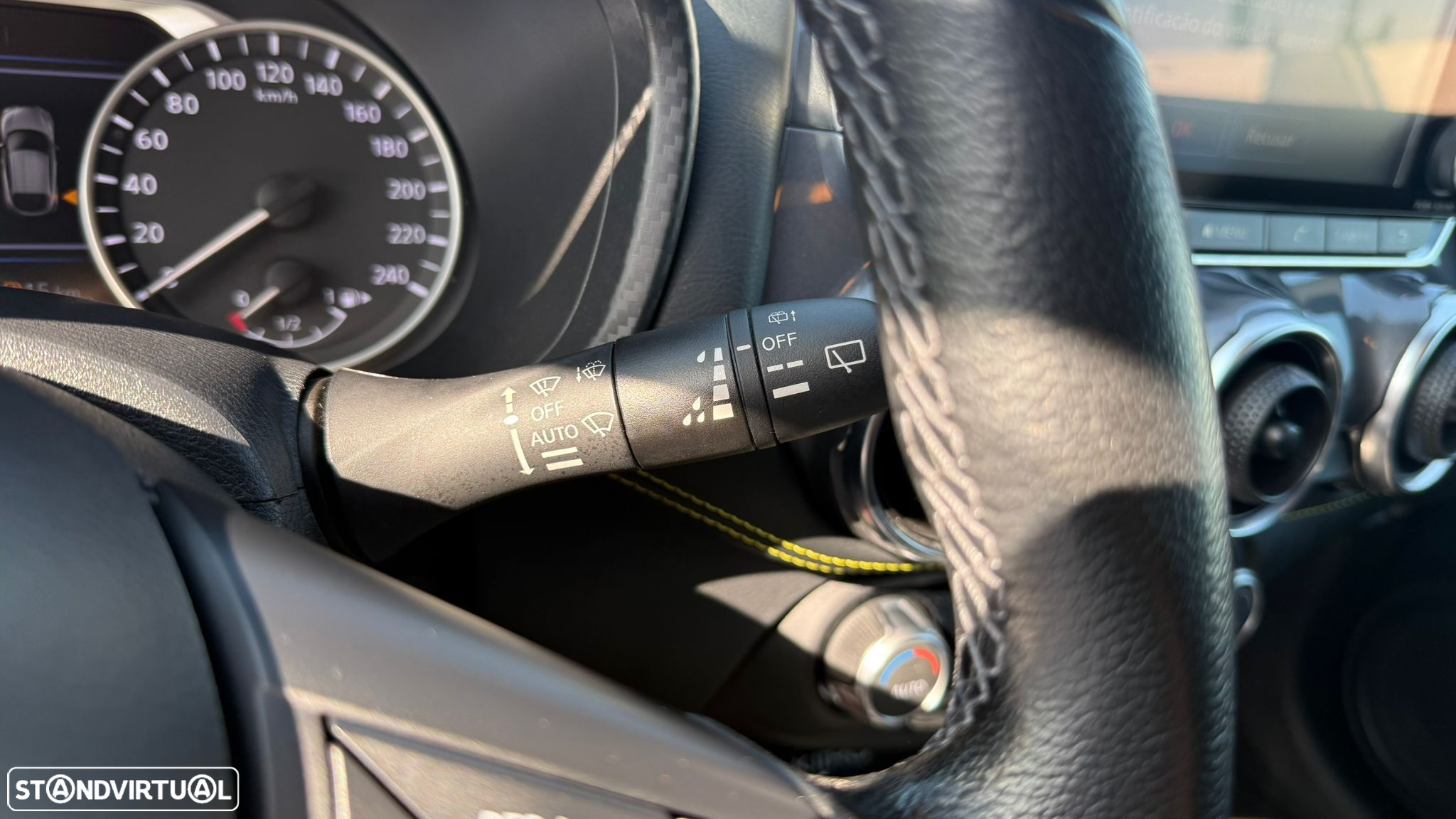 Nissan Juke 1.0 DIG-T Kiiro - 28
