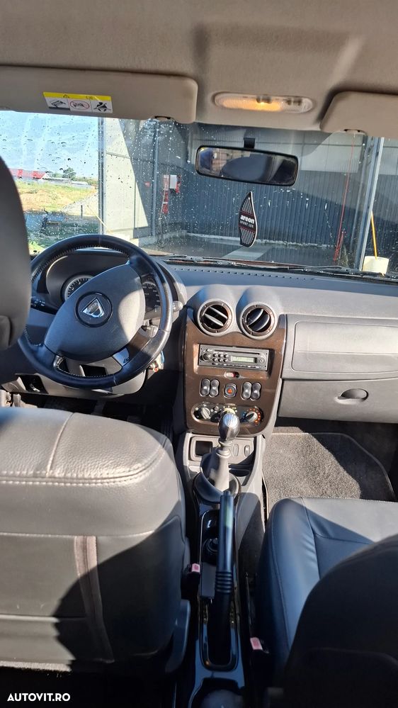 Dacia Duster 1.5 dCi 4x2 Laureate - 4