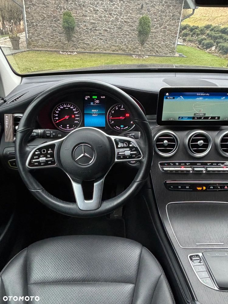 Mercedes-Benz GLC 200 4-Matic - 2