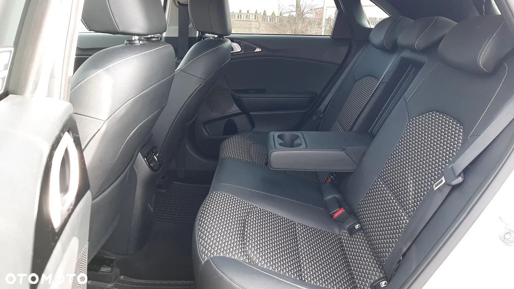 Kia Ceed 1.5 T-GDI L - 16