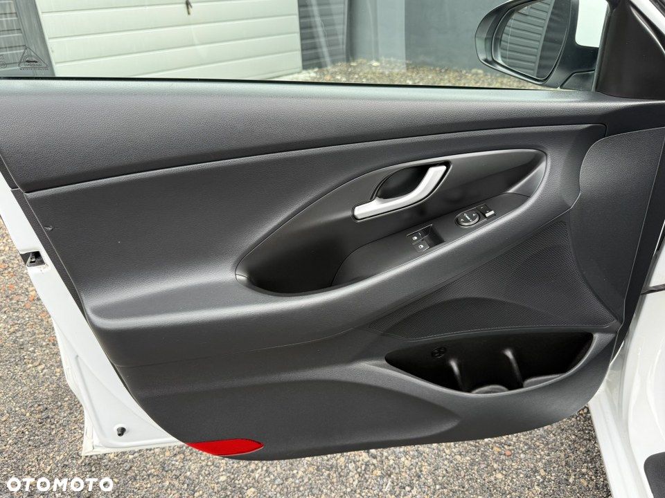 Hyundai i30 1.4 Passion Plus - 19