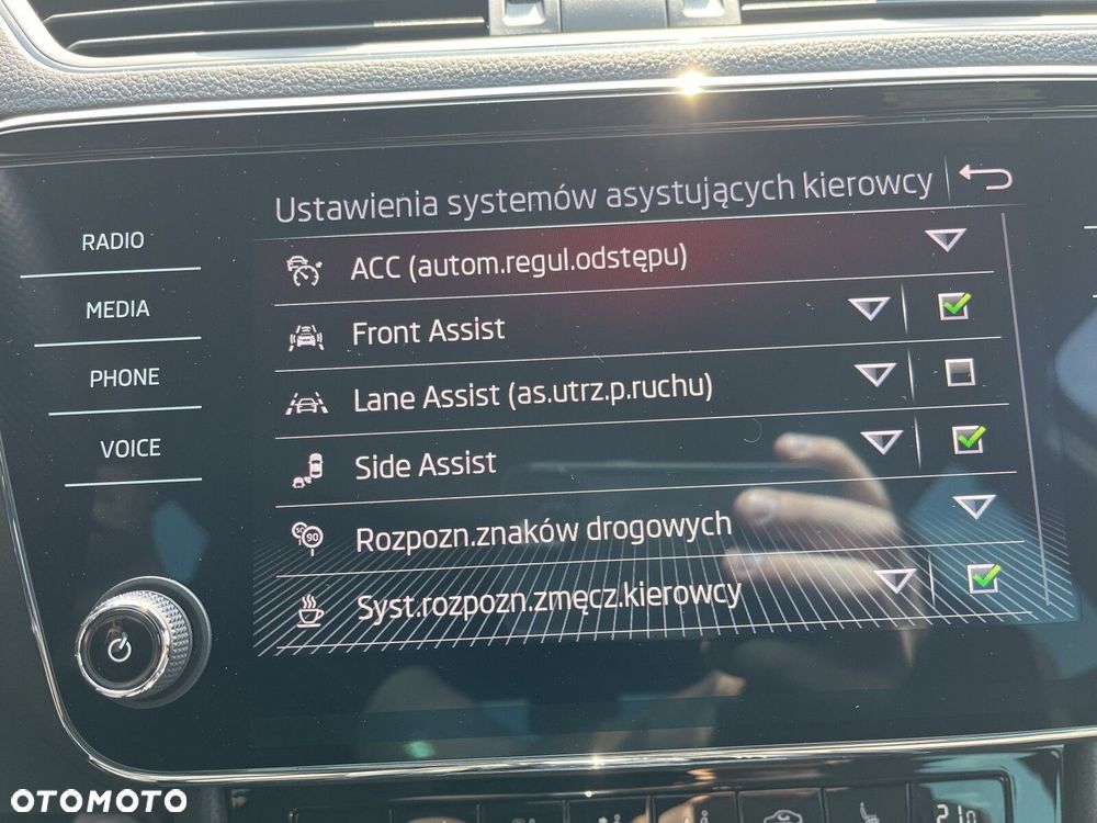 Skoda Superb 2.0 TSI Sportline DSG - 30