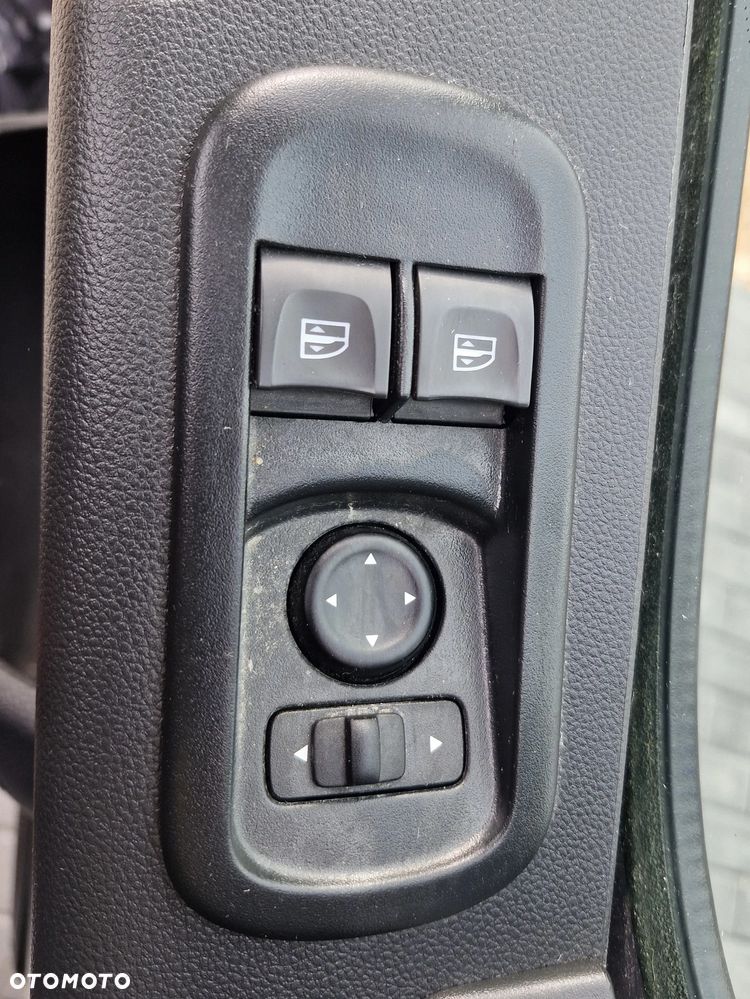 Renault Master, 2023 X, L2H2, nawigacja, tempomat, klima, kamera cofania - 18