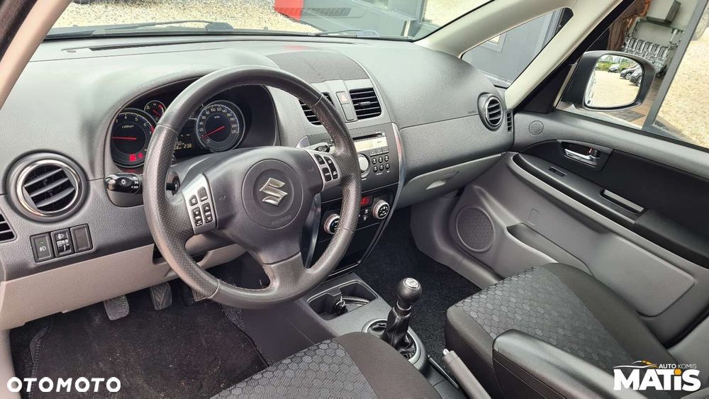 Suzuki SX4 - 6