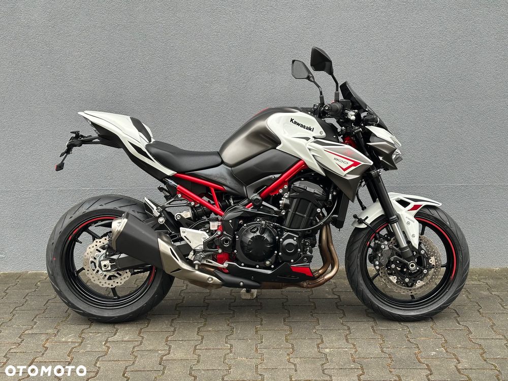 Kawasaki Z 900 - 6