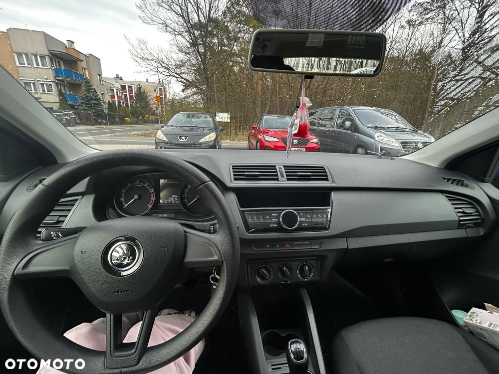 Skoda Fabia - 8