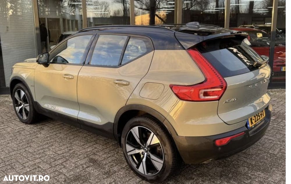 Volvo XC 40 P8 AWD Recharge RDesign - 4