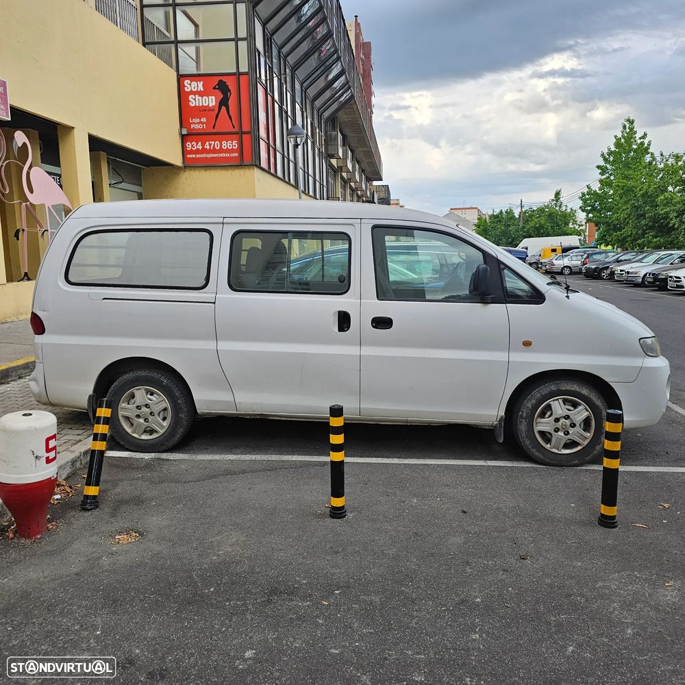 Hyundai H-1 - 1