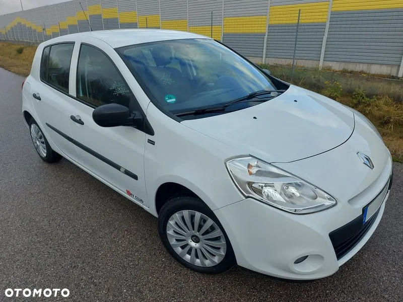 Renault Clio 1.2 16V 75 Yahoo - 21