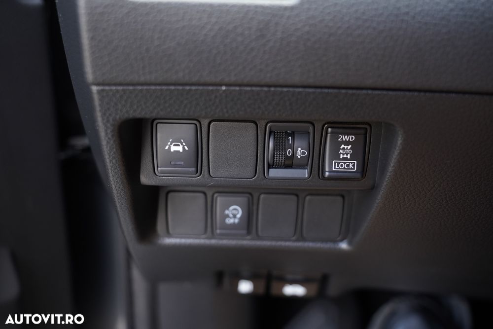 Nissan Qashqai - 25