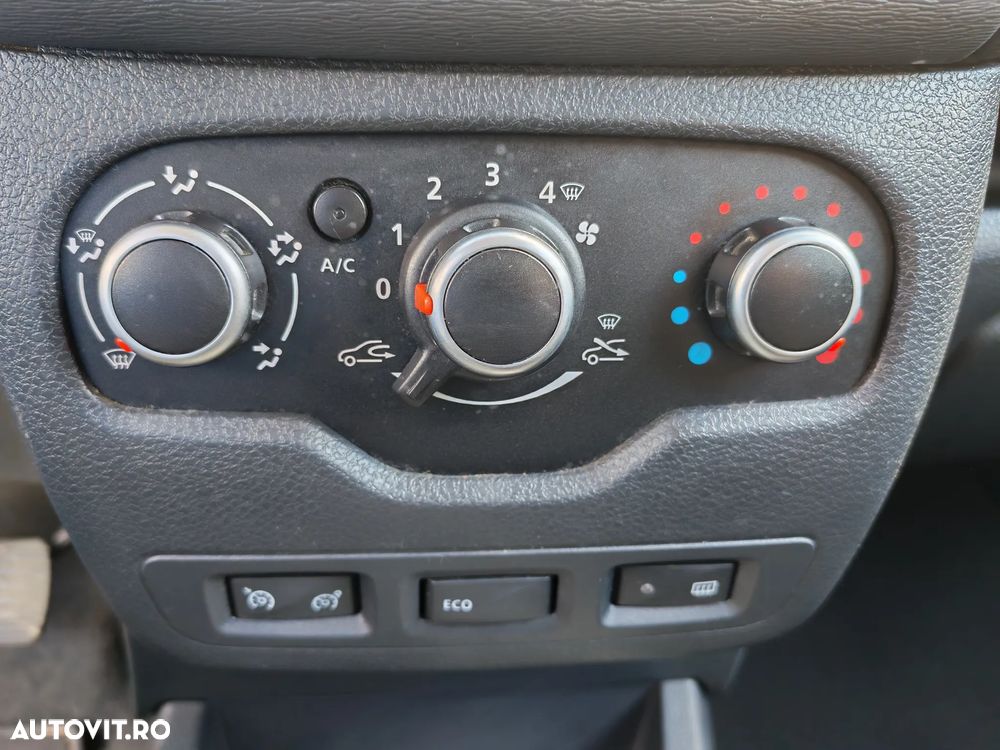 Dacia Lodgy dCi 110 Stepway Celebration - 20
