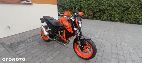 KTM Duke
