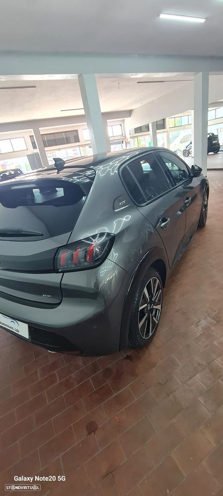 Peugeot 208 1.2 PureTech Allure Pack EAT8 - 9