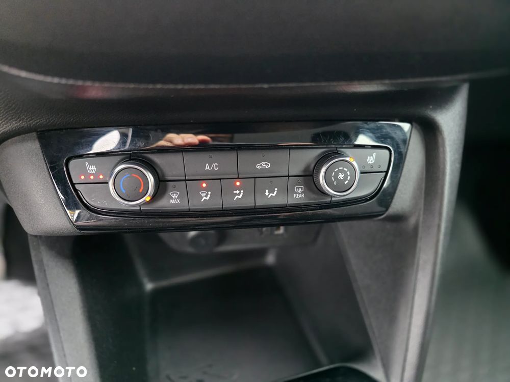 Opel Corsa 1.5 D Elegance S&S - 24