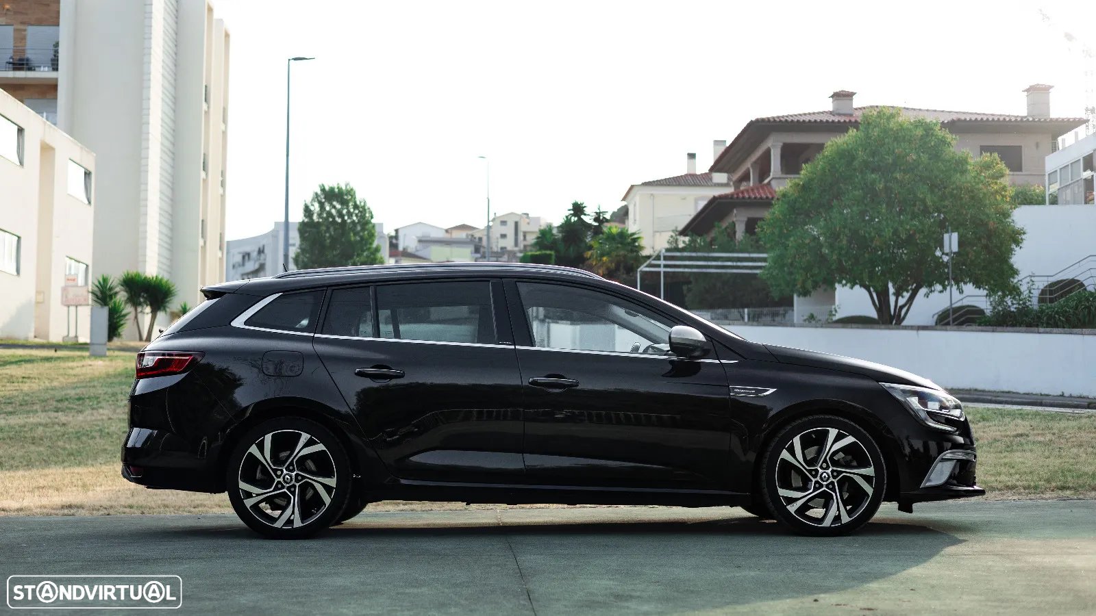 Renault Mégane Sport Tourer 1.6 dCi GT EDC - 26
