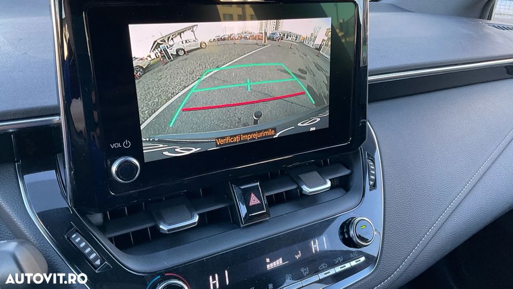 Toyota Corolla 1.8 HSD TS Dynamic - 33