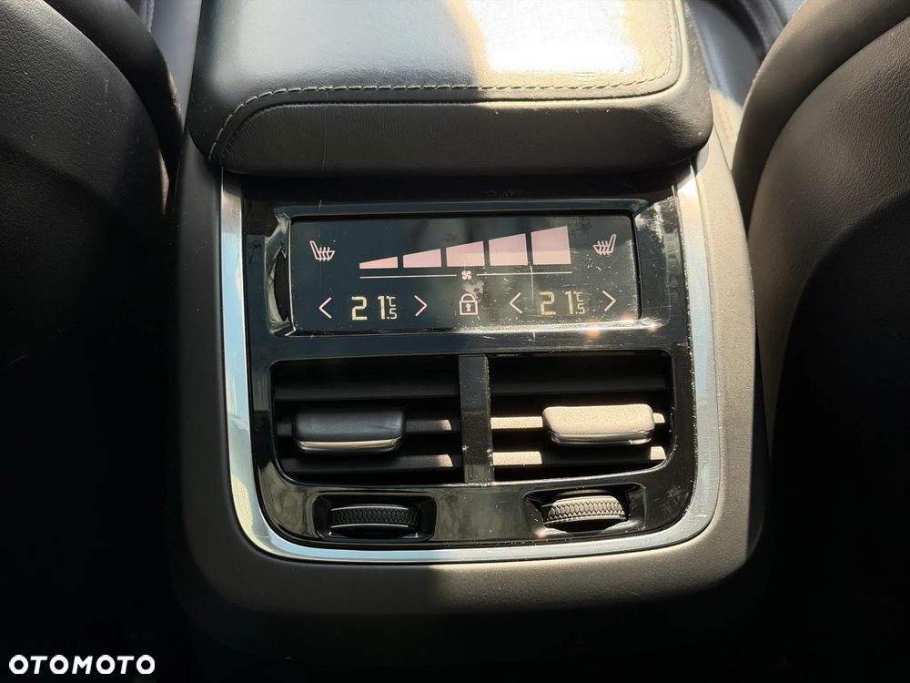 Volvo XC 60 T6 AWD Inscription - 16