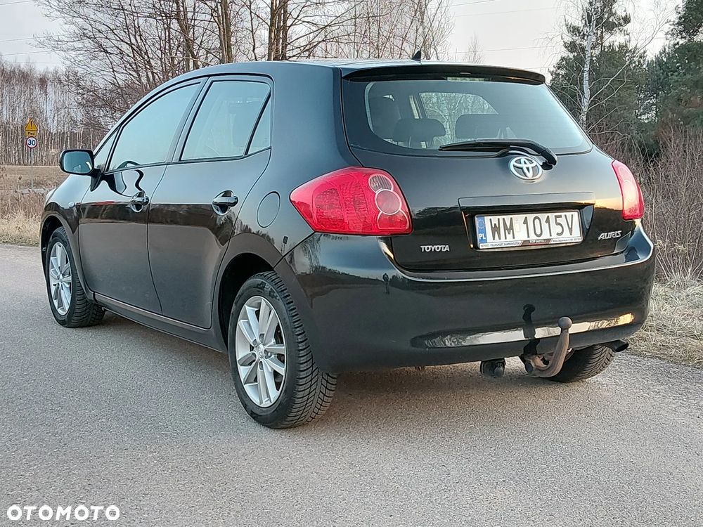 Toyota Auris 1.33 VVT-i - 4