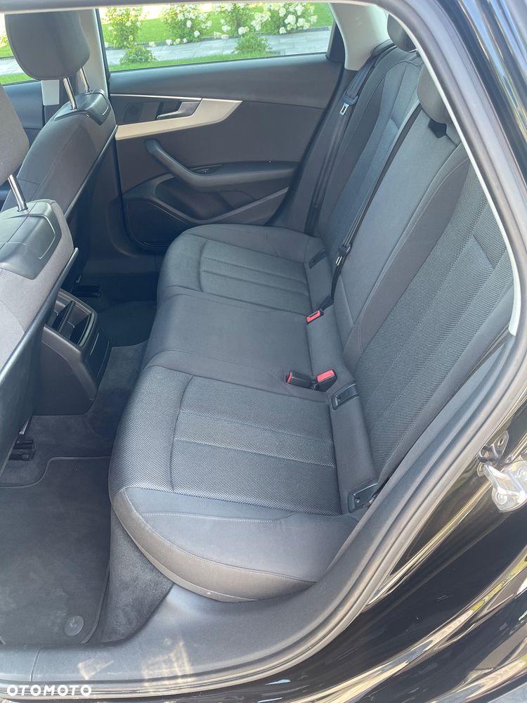 Audi A4 Avant 2.0 TDI - 10