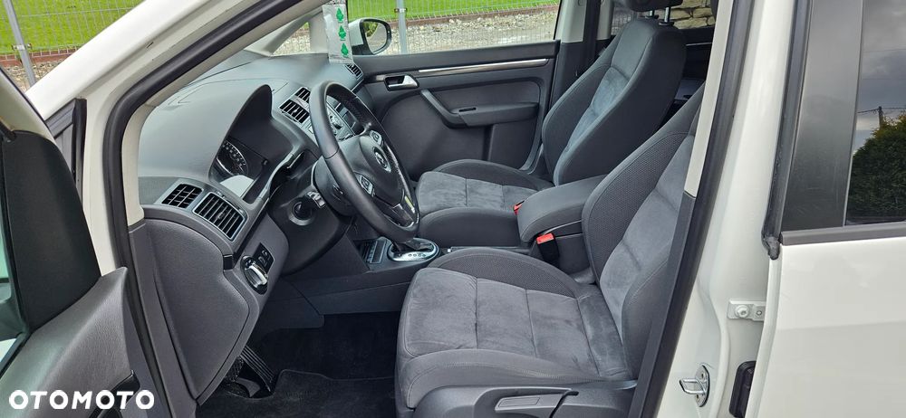 Volkswagen Touran 2.0 TDI DPF Highline DSG - 8
