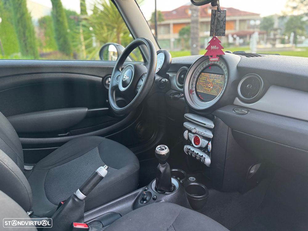 MINI Clubman Cooper D - 13