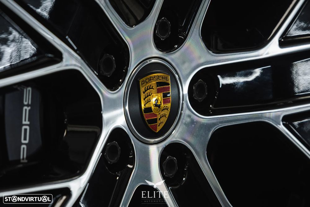 Porsche Taycan Sport Turismo Standard - 6