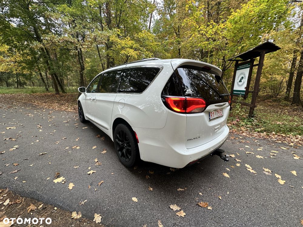 Chrysler Pacifica 2018 photo 4