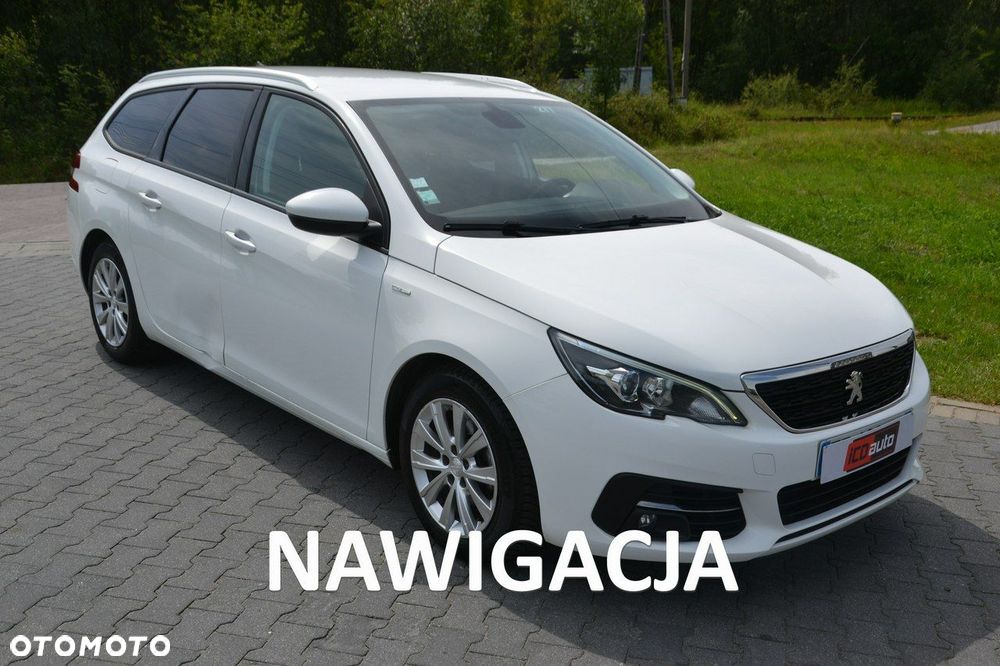 Peugeot 308 - 1