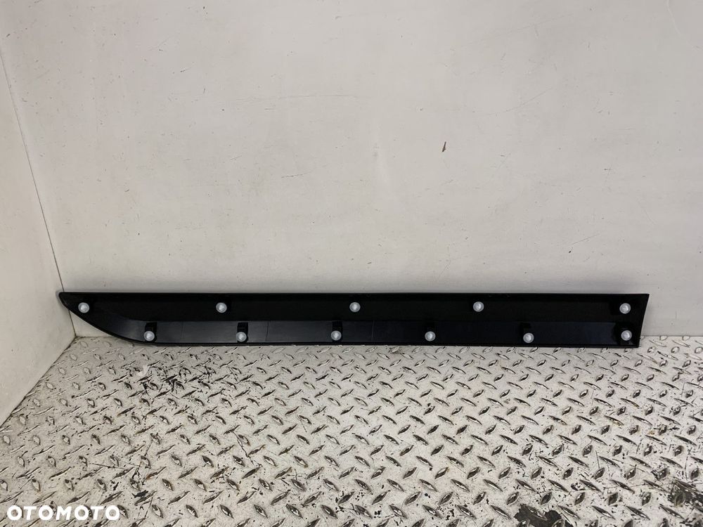 NOWA ORYGINALN LISTWA DRZWI PRZESUWNYCH PRAWYCH PRAWA TRAVELLER SPACETOURER  PROACE 9808748977 16-25 - 5