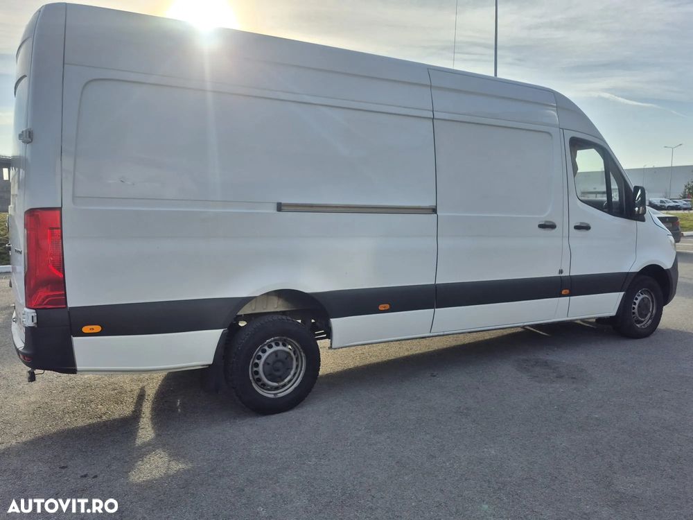 Mercedes-Benz SPRINTER - 3