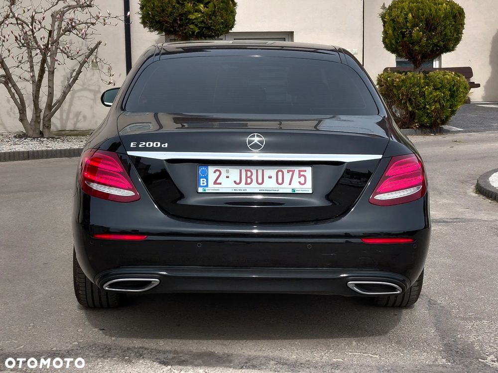 Mercedes-Benz Klasa E 200 d 9G-TRONIC Avantgarde - 18
