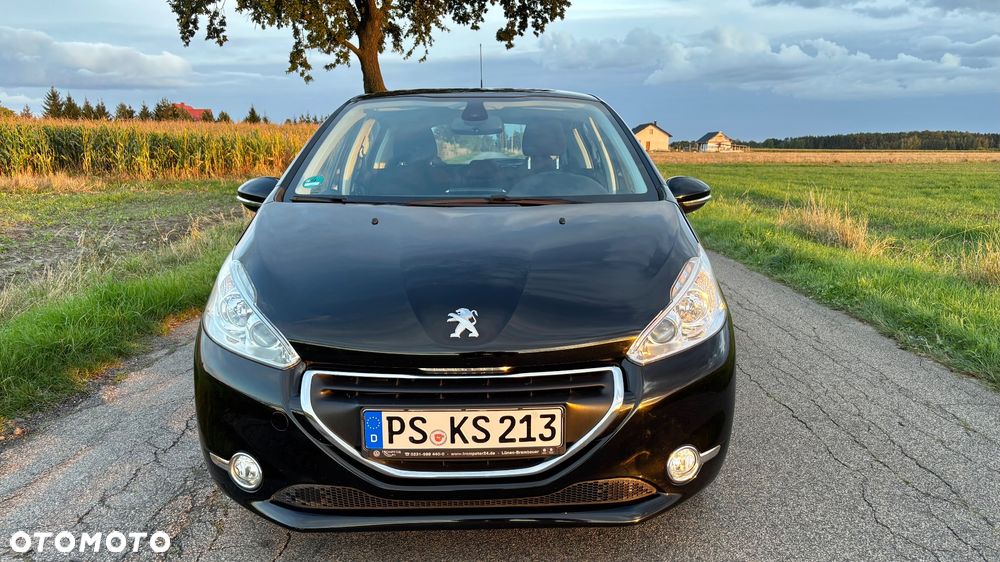 Peugeot 208 1.2 PureTech Allure - 8