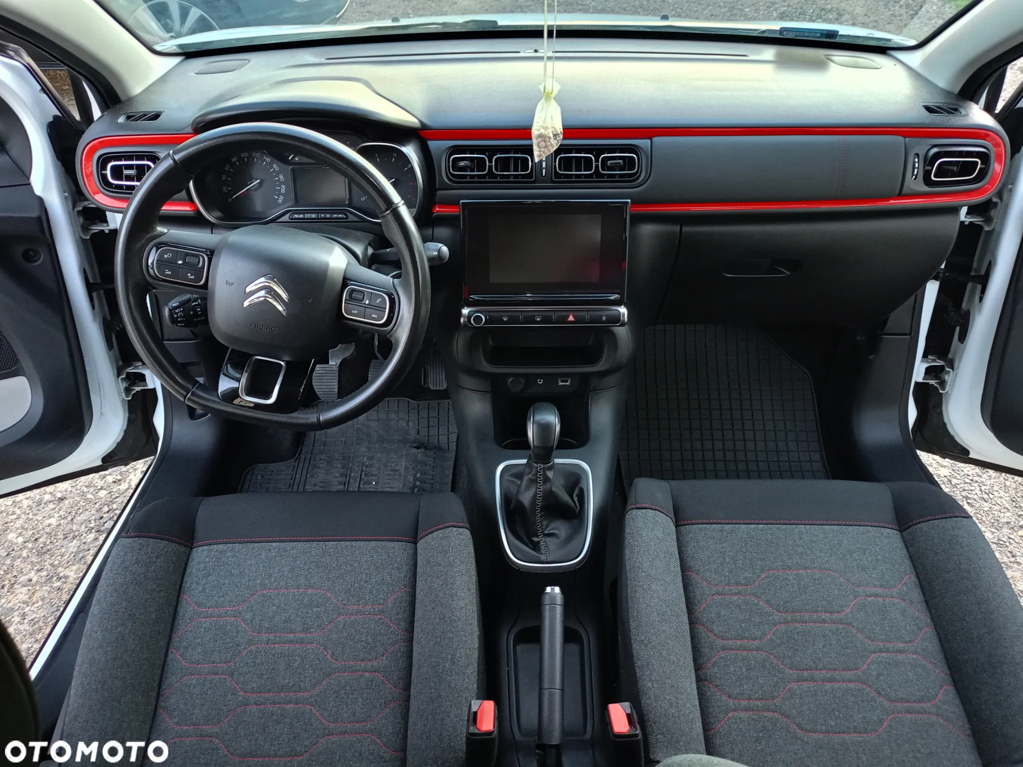 Citroën C3 1.2 PureTech Shine - 16
