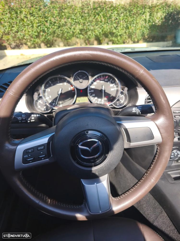 Mazda MX-5 2.0 MZR Energy - 16