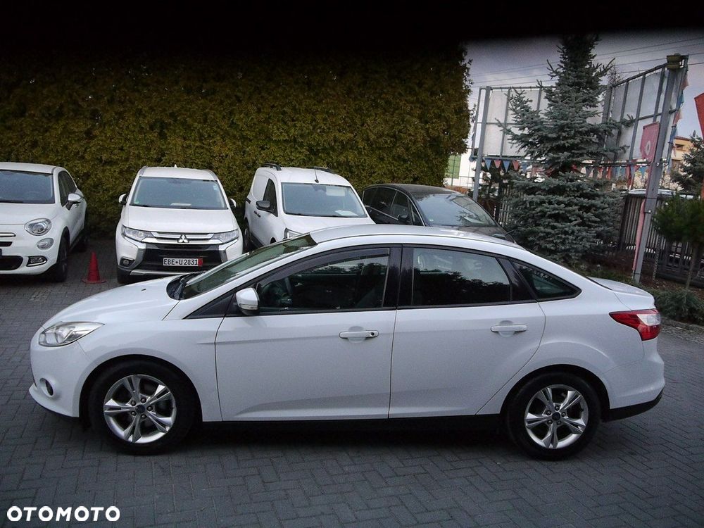 Ford Focus - 10
