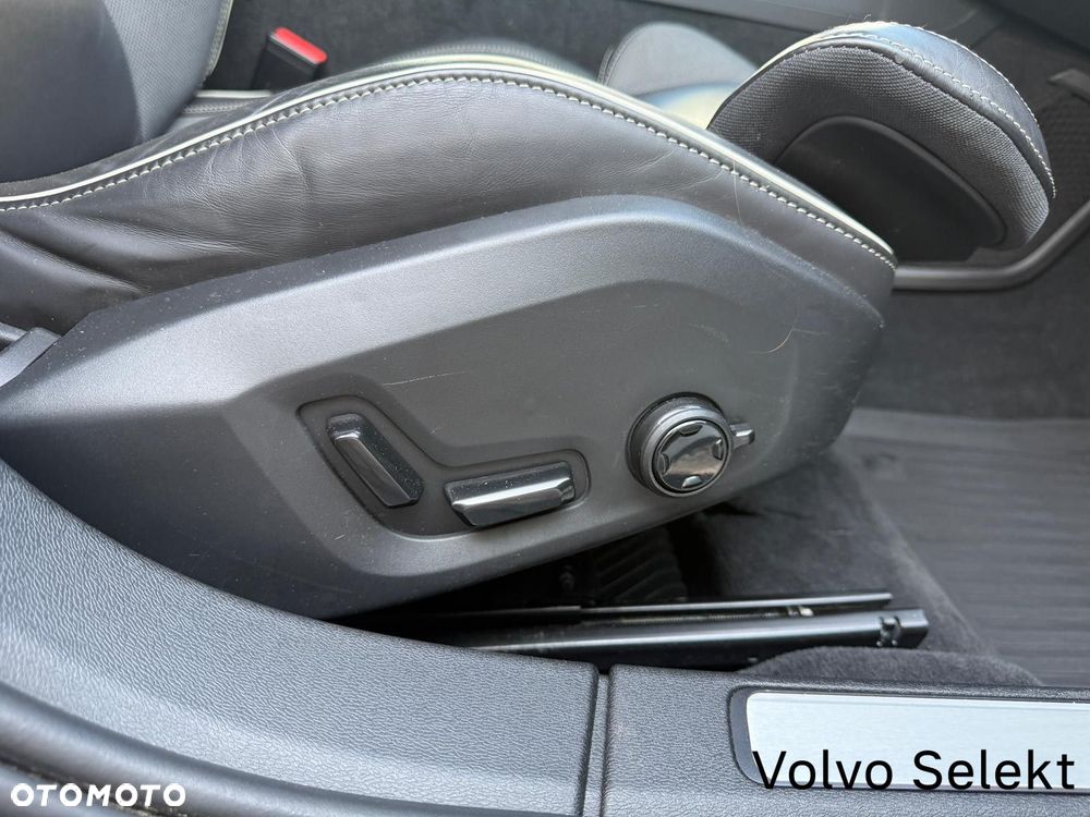 Volvo S60 - 36