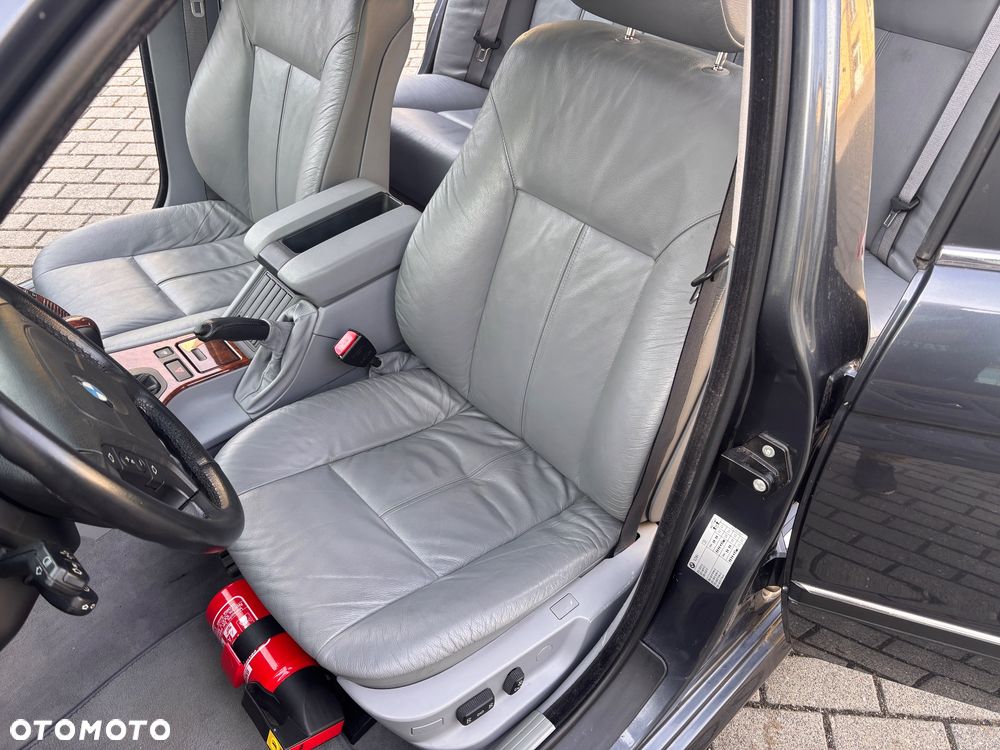 BMW Seria 5 - 13